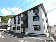 可部駅より徒歩28分 築1年4ヶ月 3階建の賃貸物件