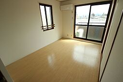 クレージュ中村 3階2LDKのリビング/ダイニング