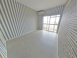 ジャルダン皆賀 4階1Kのリビング/ダイニング