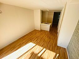 ＬａＶｉｔａ（ラ・ヴィータ） 1階1LDKのリビング/ダイニング