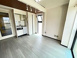 アメニティ吉島通り 5階ワンルームのリビング/ダイニング