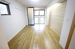 ブライト海岸 1階1Kのリビング/ダイニング