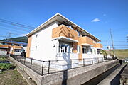 中島駅より徒歩12分 築15年5ヶ月 2階建の賃貸物件