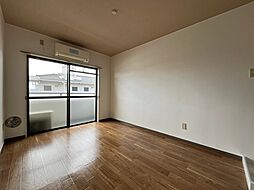 パインハウスI 4階ワンルームのリビング/ダイニング