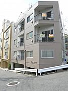 広島駅より徒歩17分 3階 築47年4ヶ月の賃貸物件