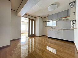 幟ハイツ(宇佐川本館ビル) 5階2DKのリビング/ダイニング