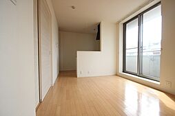 ステイタスオブ大宮 2階2LDKのリビング/ダイニング