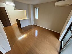 ユニヴァリィ スプリングコート 1階1LDKのリビング/ダイニング