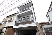 横川駅より徒歩15分 築33年5ヶ月 3階建の賃貸物件