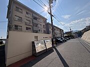 五日市駅より徒歩16分 3階 築48年4ヶ月の賃貸物件