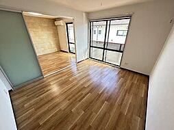 エイティー隅本　Ａ棟 2階2LDKのリビング/ダイニング