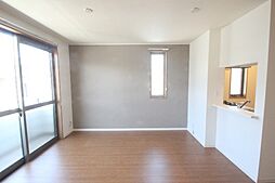 シャーメゾンKOBATAII 2階1LDKのリビング/ダイニング