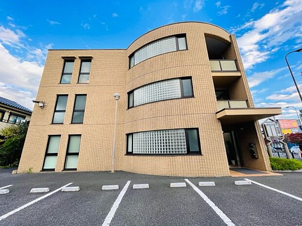 あさみ内科クリニック迄670ｍ