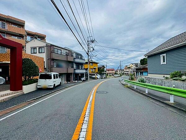歴史と自然が息づく風情ある高幡不動エリア。