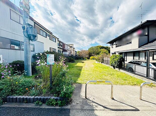 東浅川ももの里広場迄140ｍ