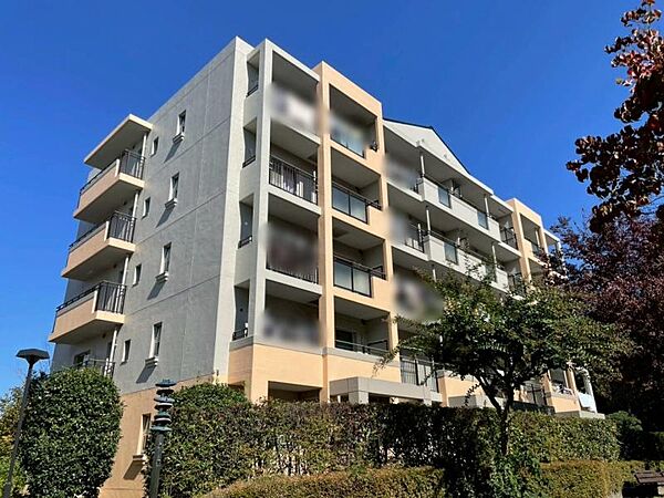 小学校まで徒歩5分！子育て世代にオススメです