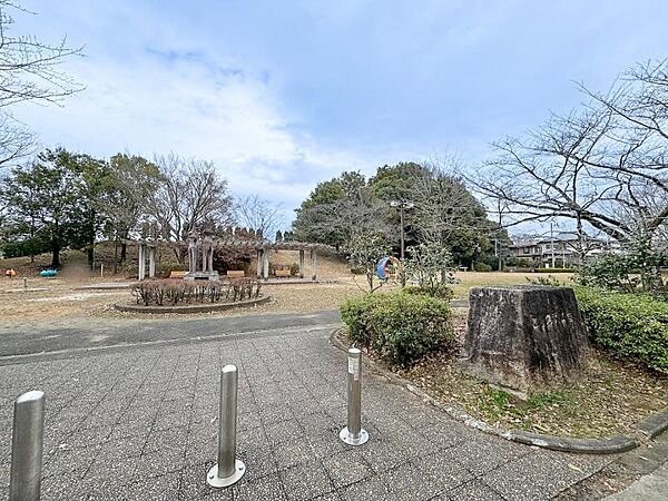 よしの沢公園迄260ｍ