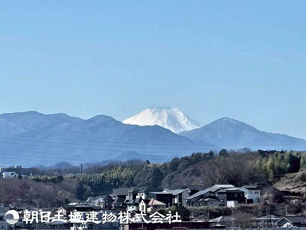 天気が良い日は富士山も見える眺望の良さです。