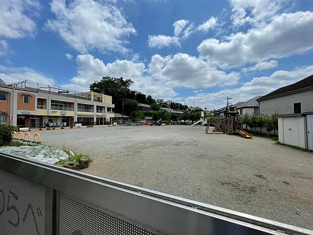 わらべ保育園迄1020ｍ