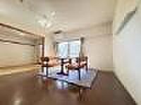 サンクレイドル八王子ウィル・フェール 4LDKのリビング/ダイニング