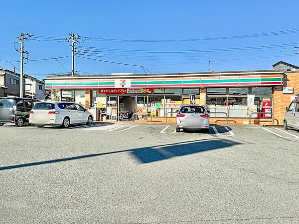 セブンイレブン 八王子小宮店迄640ｍ