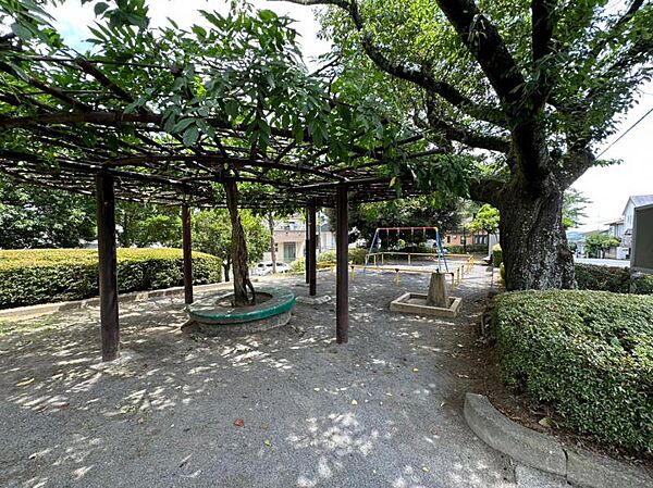 猿額公園迄470ｍ
