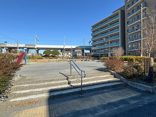 打越日向前公園迄130ｍ