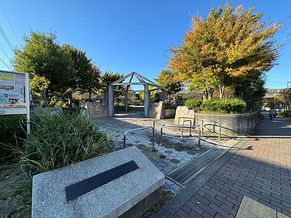 別所ふれあい公園迄350ｍ