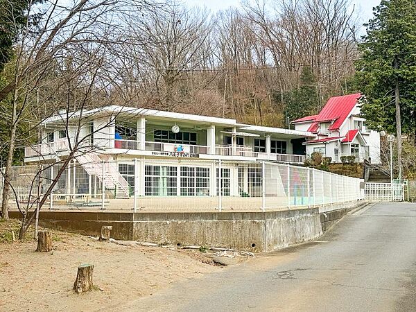 八王子すみれ幼稚園迄2120ｍ