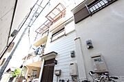 寝屋川市駅より徒歩7分 築33年9ヶ月 3階建の賃貸物件
