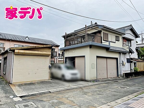 外観：323000205206