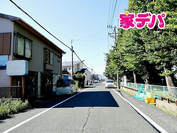 前面道路：東側公道