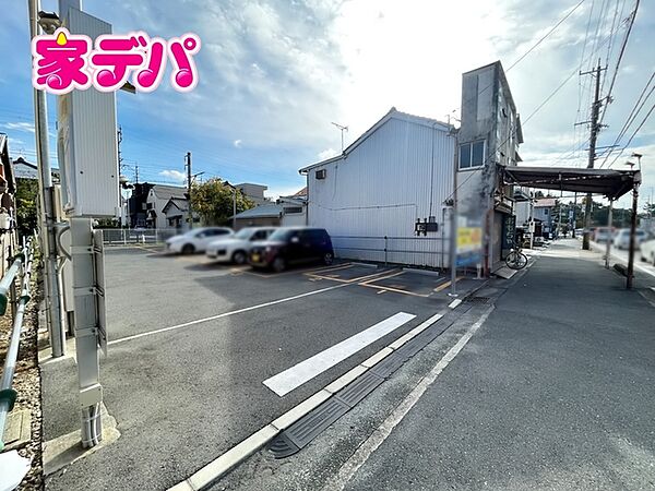 資料のご請求も迅速に対応させていただきます。お気軽にお問い合わせください。