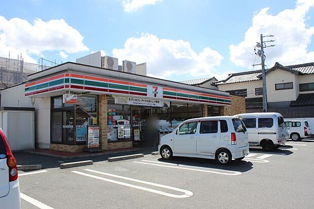 セブンイレブン豊橋三ッ相町店（480m）