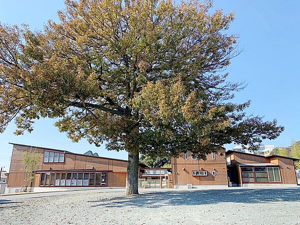二川幼稚園（490m）