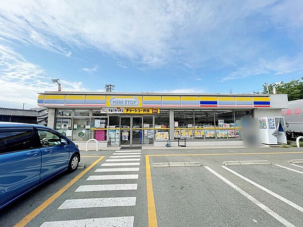 ミニストップ田原神戸町店（560m）
