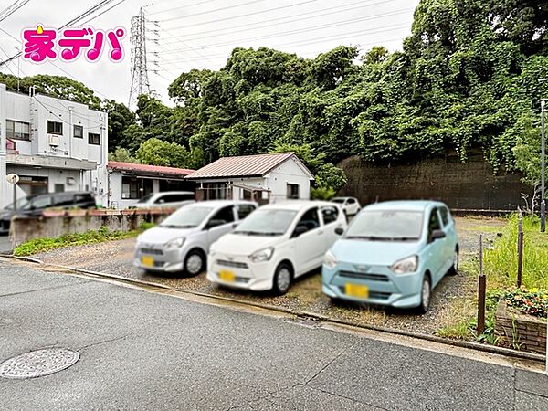 現地や周辺環境も一緒にご確認頂けます。現地ご案内致します。お気軽にお問合せ下さい。