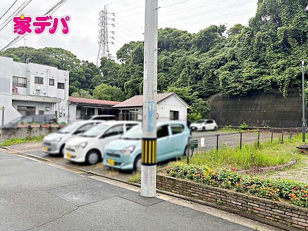 地域に密着した不動産販売でお客様のニーズに、経験豊富なスタッフが柔軟にご対応させて頂きます。