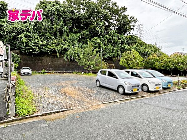 住宅ローンにご不安のあるお客様も、まずはお気軽にご相談下さい。お客様に最適な資金計画と金融機関をご案内いたします。