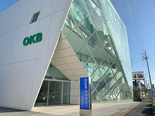 大垣共立銀行　豊橋支店（460m）