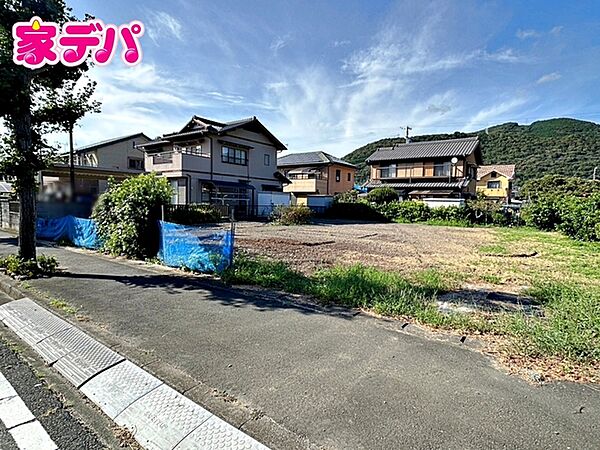 知識豊富なスタッフが各種オプションや住宅ローンのご相談にご対応致します