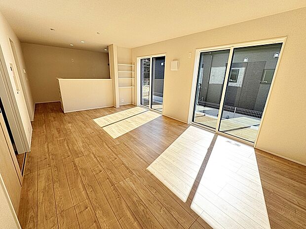 【リビング18帖】 ご家族みんながゆっくりくつろげる広々リビング