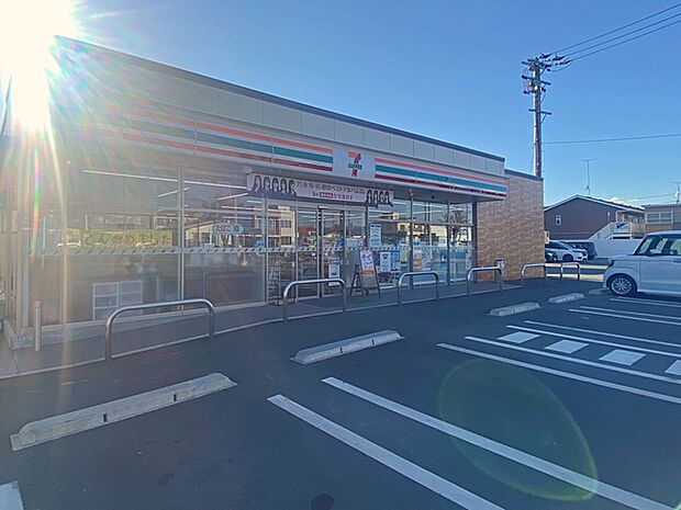 セブンイレブン豊橋山田三番町店（340m）