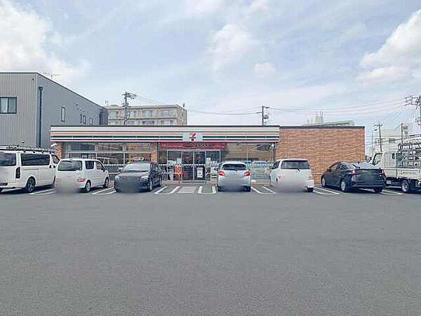 セブンイレブン豊橋柱三番町店（920m）