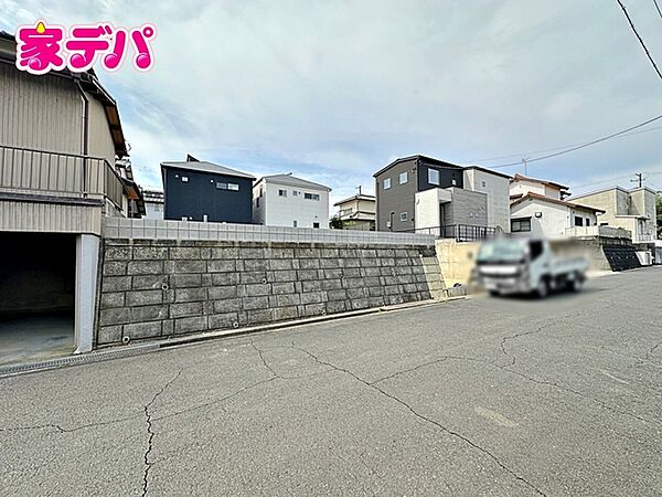 地域に密着した不動産販売でお客様のニーズに、経験豊富なスタッフが柔軟にご対応させて頂きます。
