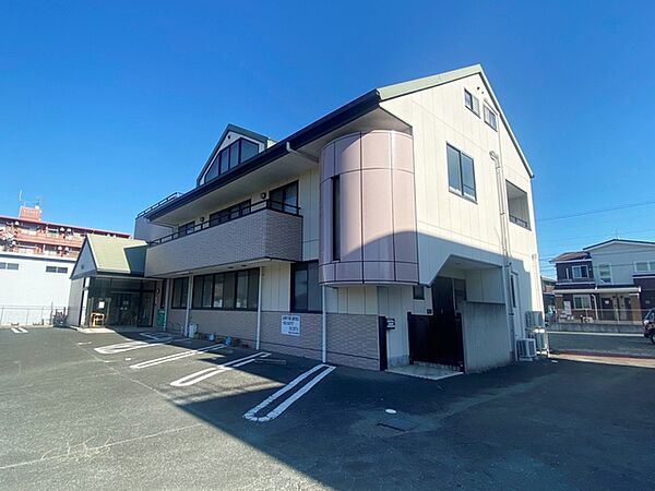 鈴木内科医院（560m）