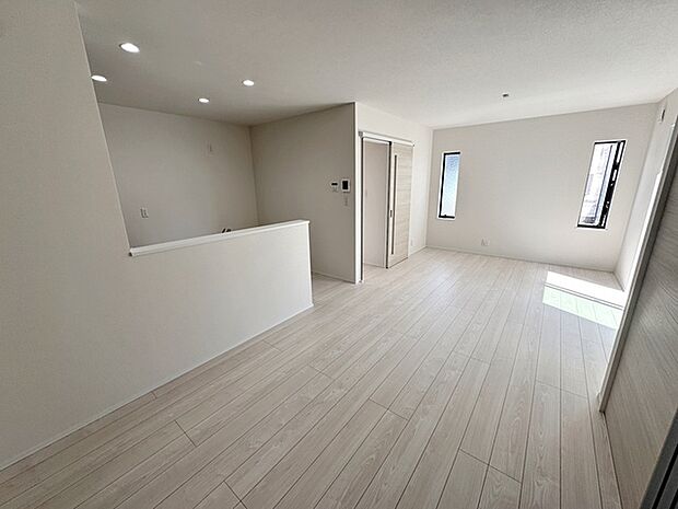 【リビング16.2帖】 ご家族みんながゆっくりくつろげる広々リビング  