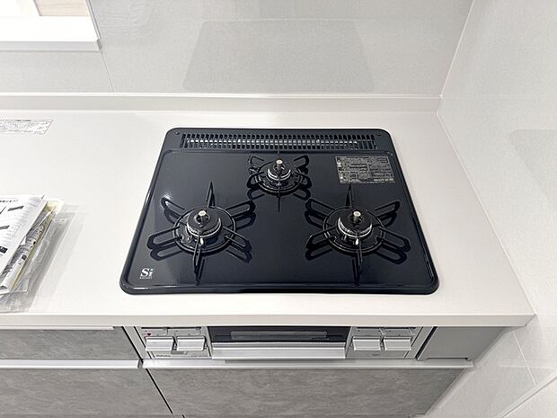 三口コンロでお料理のスピードアップ！ 