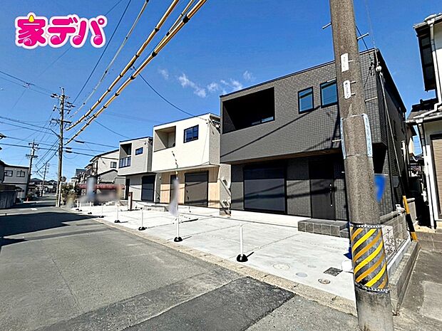 住宅ローンにご不安のあるお客様も、まずはお気軽にご相談下さい。お客様に最適な資金計画と金融機関をご案内いたしま