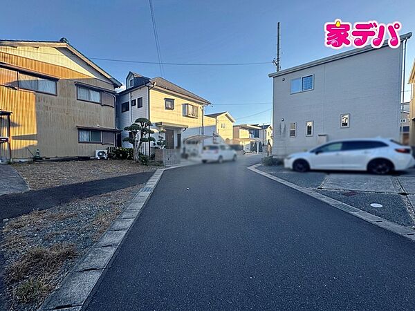 前面道路：東側5.8ｍ幅